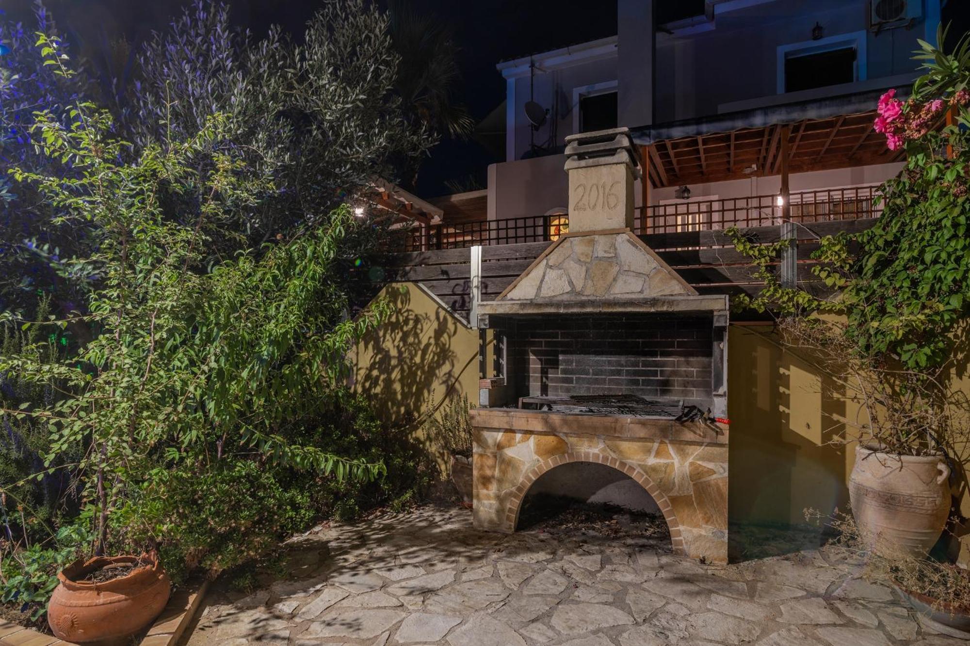 Arge Villa Tsilivi  Exteriör bild