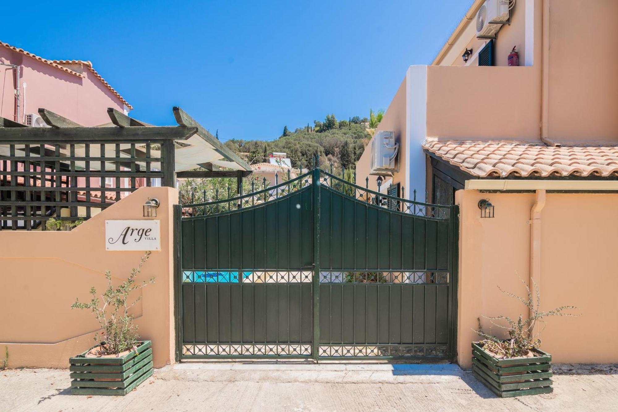 Arge Villa Tsilivi  Exteriör bild